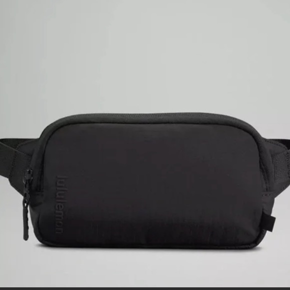 lululemon athletica Handbags - Lululemon mini belt bag